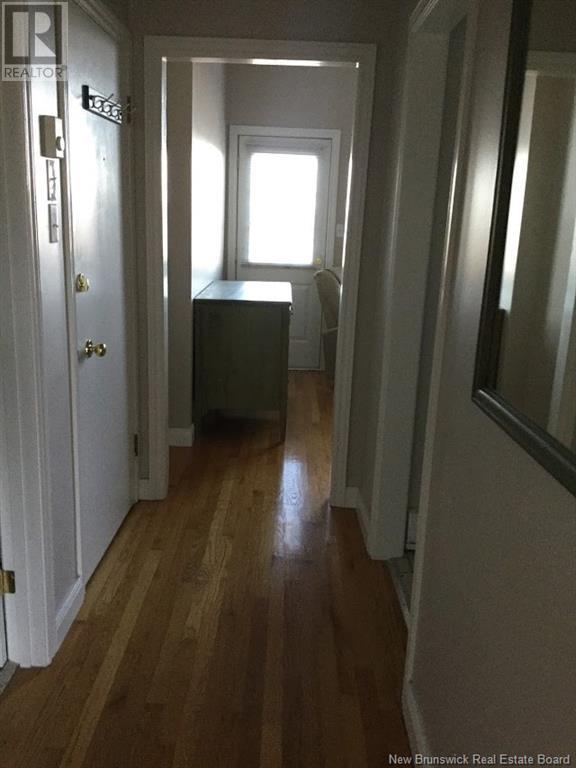 22 Queen Square S. Property Photo 29