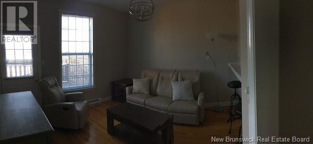 22 Queen Square S. Property Photo 31