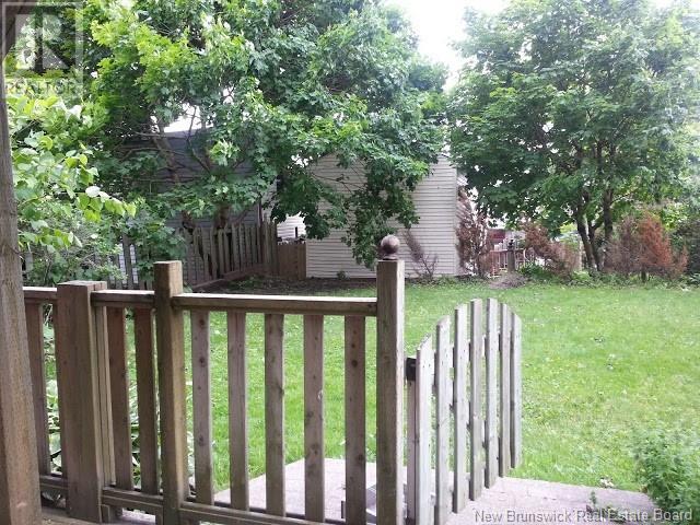 22 Queen Square S. Property Photo 38