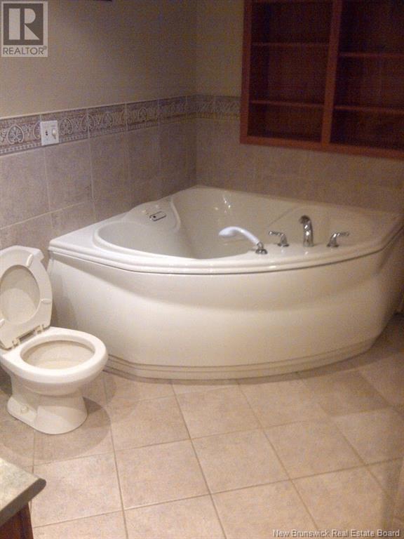 22 Queen Square S. Property Photo 42