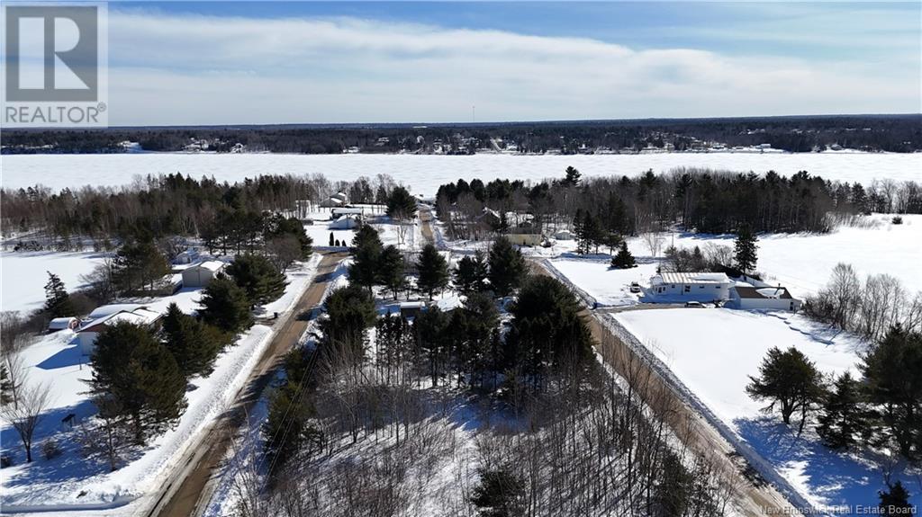 2 Rockcliff Boulevard Property Photo 5