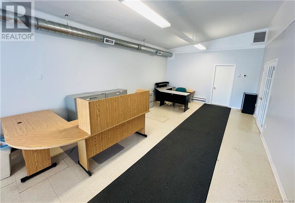 10 Rue Du Portage Property Photo 11