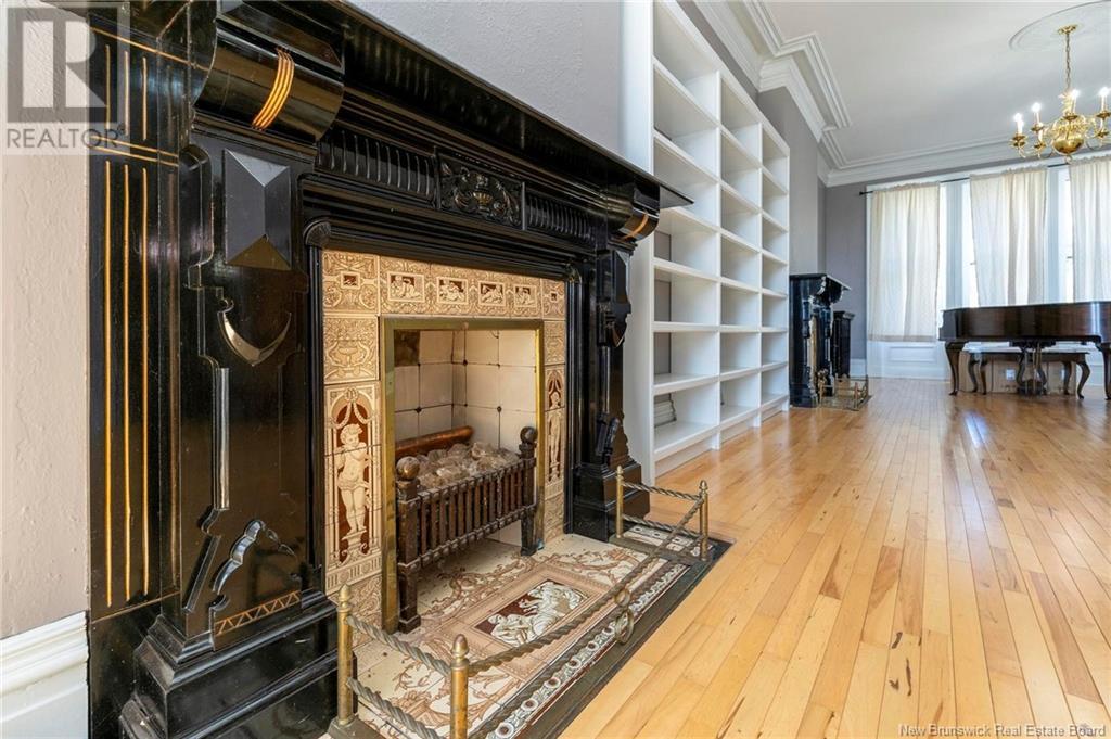 28 Mecklenburg Street Property Photo 11