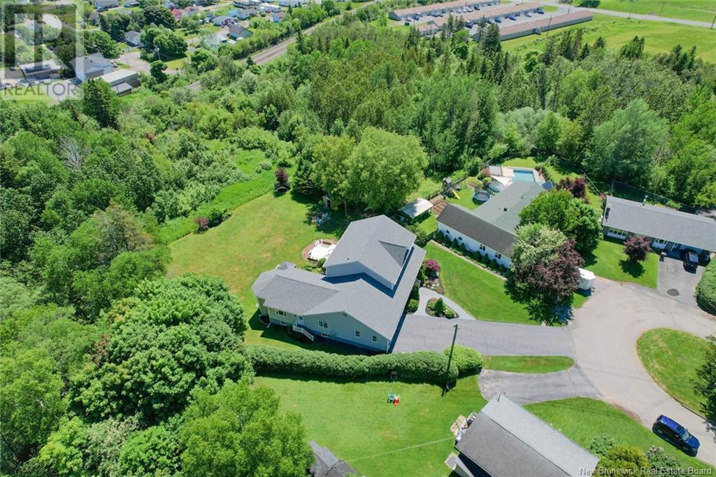 720 Assumption Property Photo 4