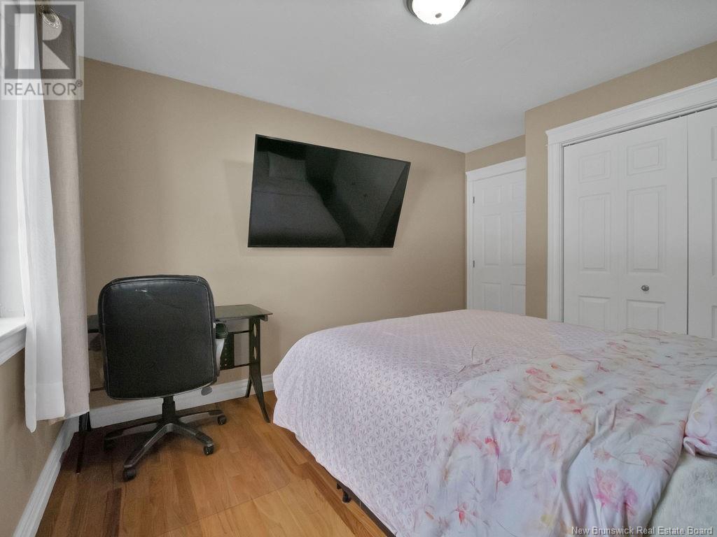 32 Falconer Property Photo 23