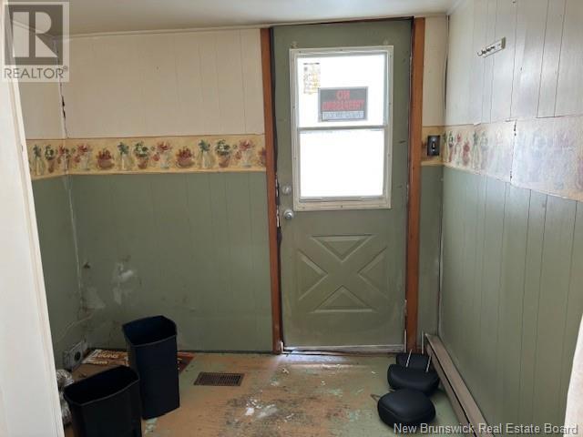 16 Elm Street Property Photo 5