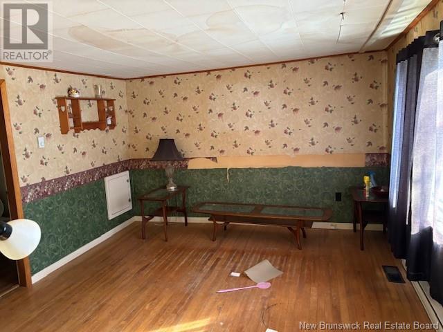 16 Elm Street Property Photo 9