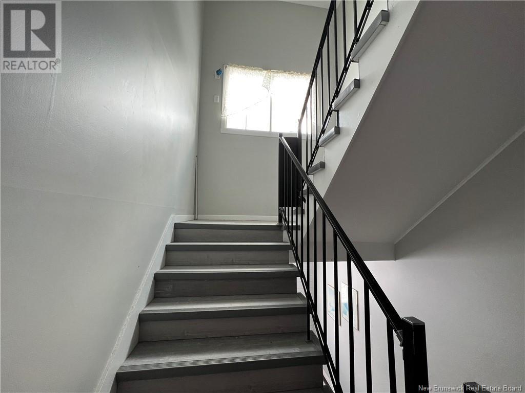 694 Appleby Street Property Photo 9