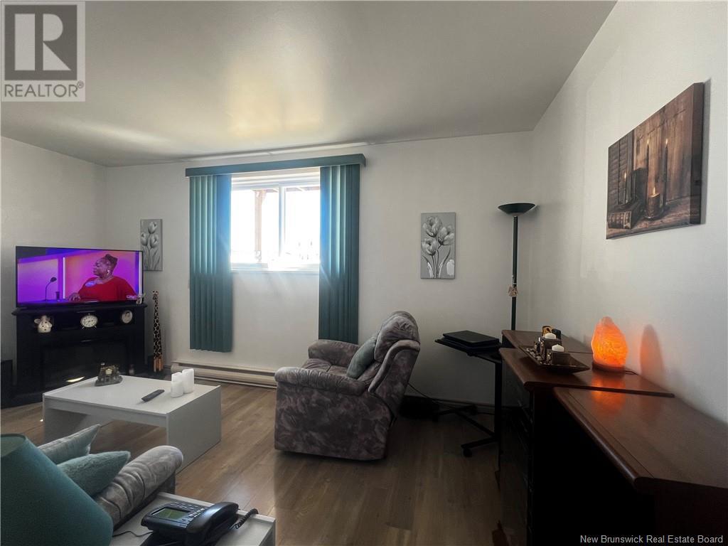 694 Appleby Street Property Photo 17