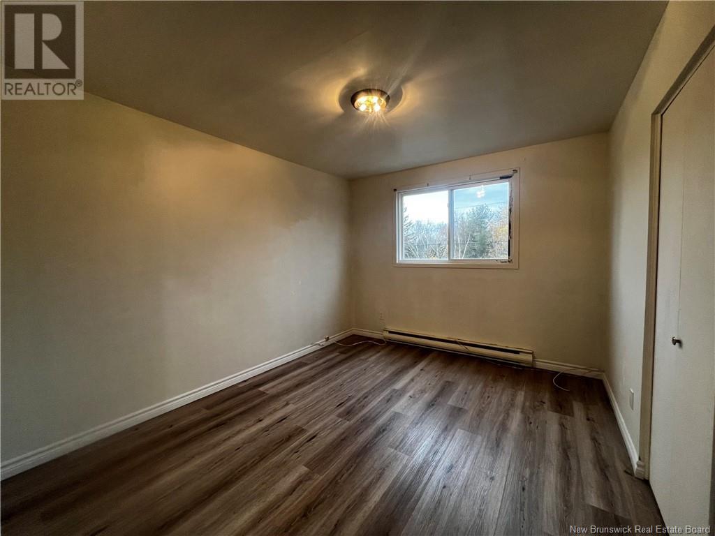 694 Appleby Street Property Photo 23