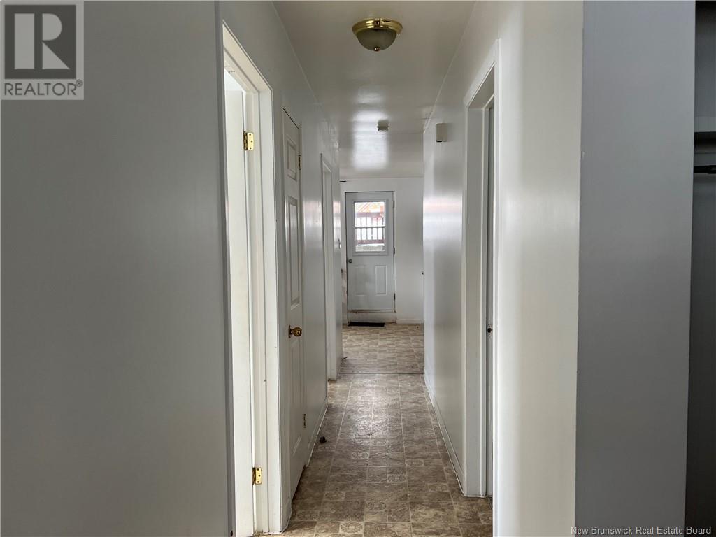 694 Appleby Street Property Photo 25