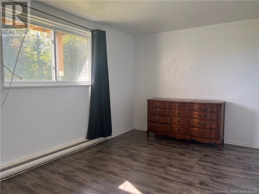 694 Appleby Street Property Photo 29