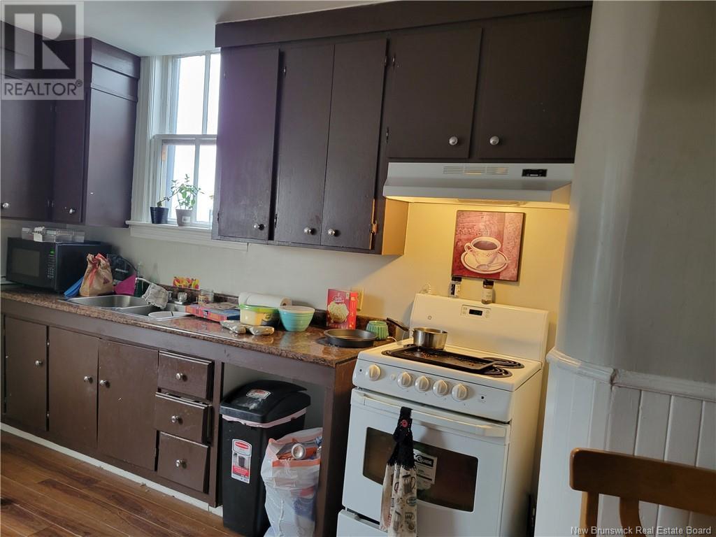 317 King Street Property Photo 4