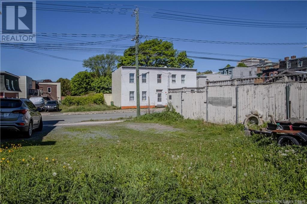 180 Wentworth Street Property Photo 6