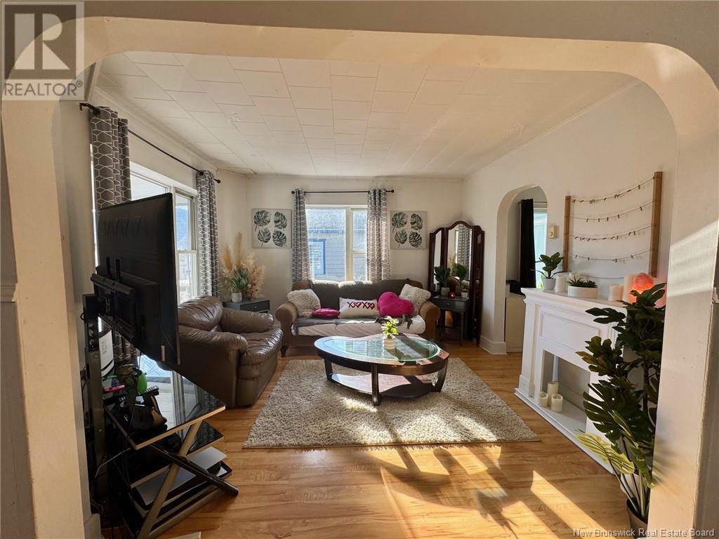 9 Park Street Property Photo 3