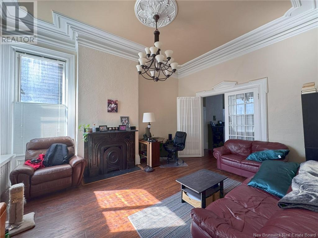 196 King Street East Property Photo 3