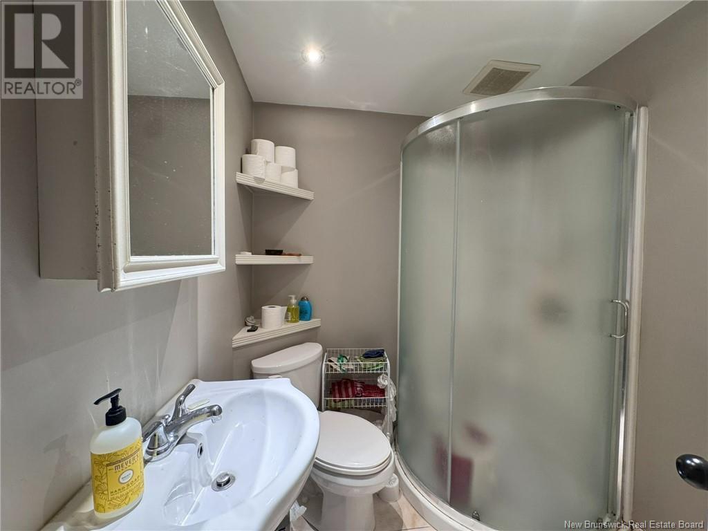 196 King Street East Property Photo 7