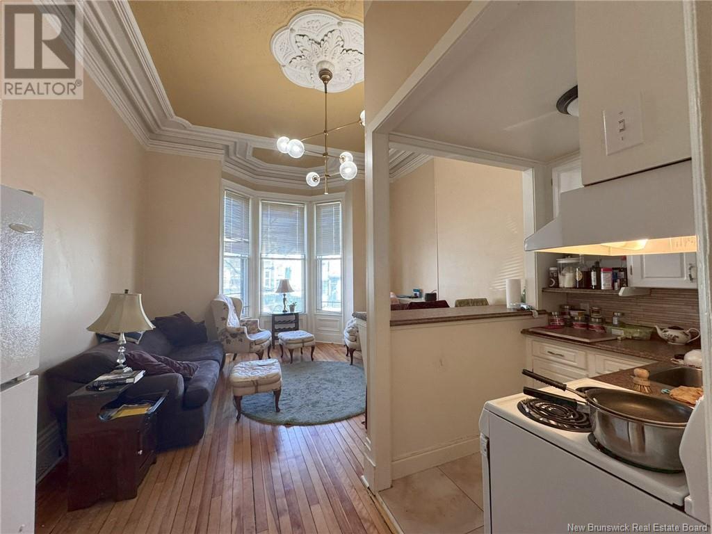 196 King Street East Property Photo 8