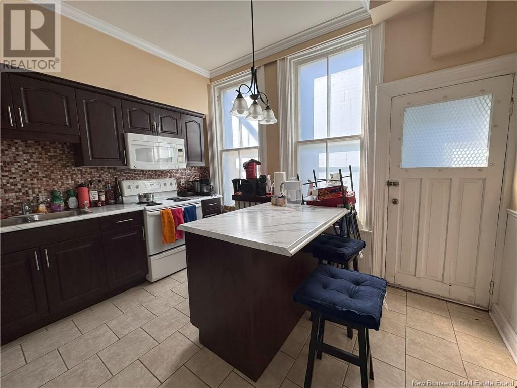 196 King Street East Property Photo 9
