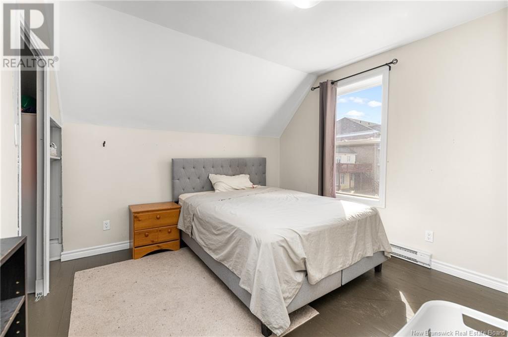 124 Highfield Street Property Photo 12
