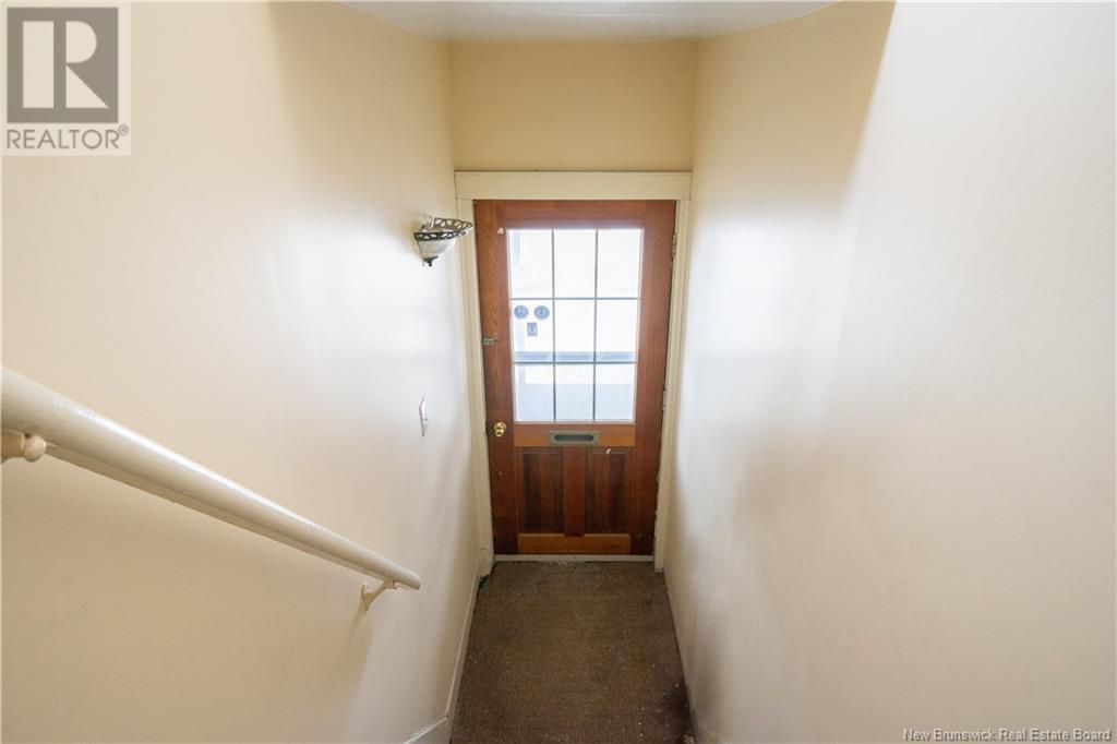 82-84 Lansdowne Avenue Property Photo 3