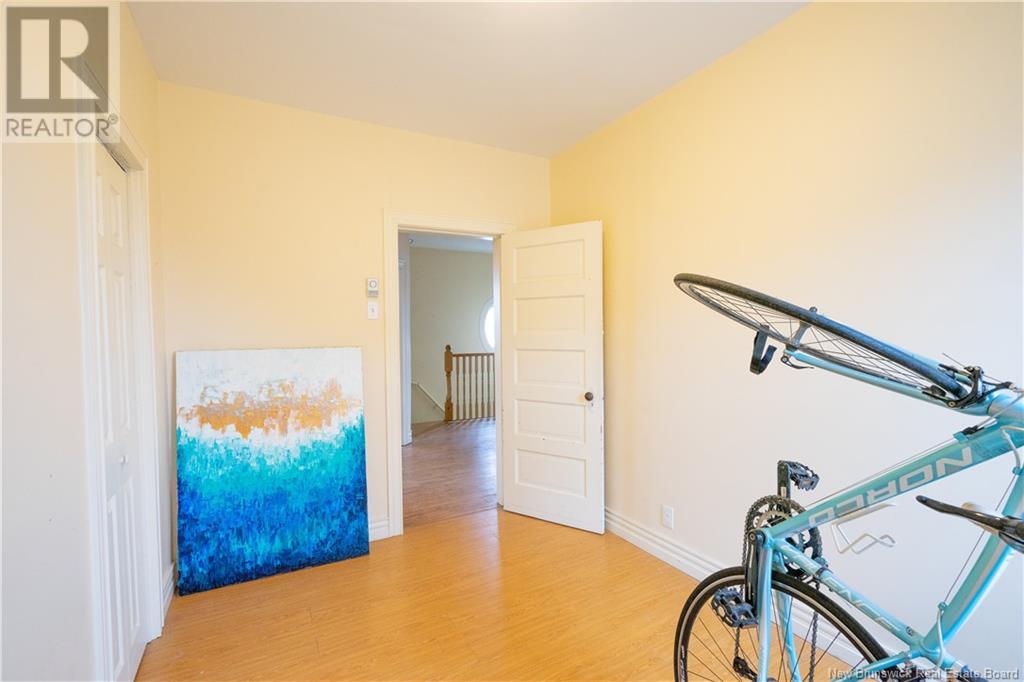 82-84 Lansdowne Avenue Property Photo 16