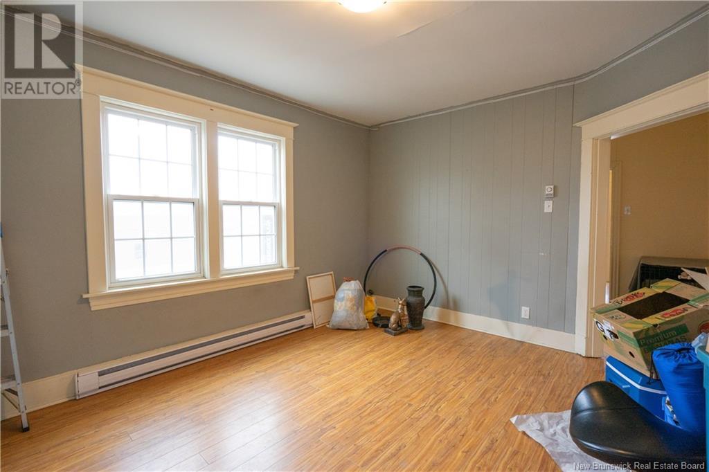 82-84 Lansdowne Avenue Property Photo 26