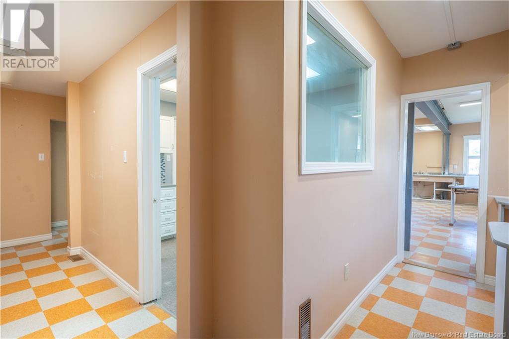 82-84 Lansdowne Avenue Property Photo 42