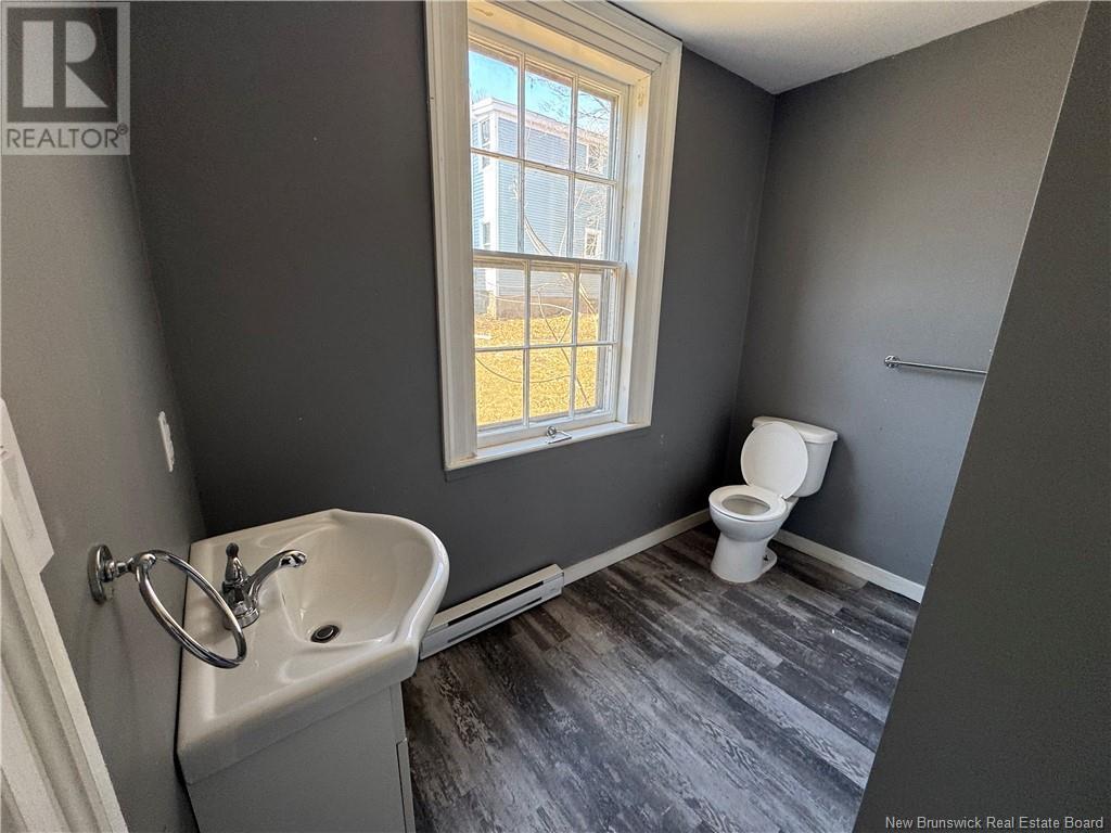 85 Main Street Property Photo 5