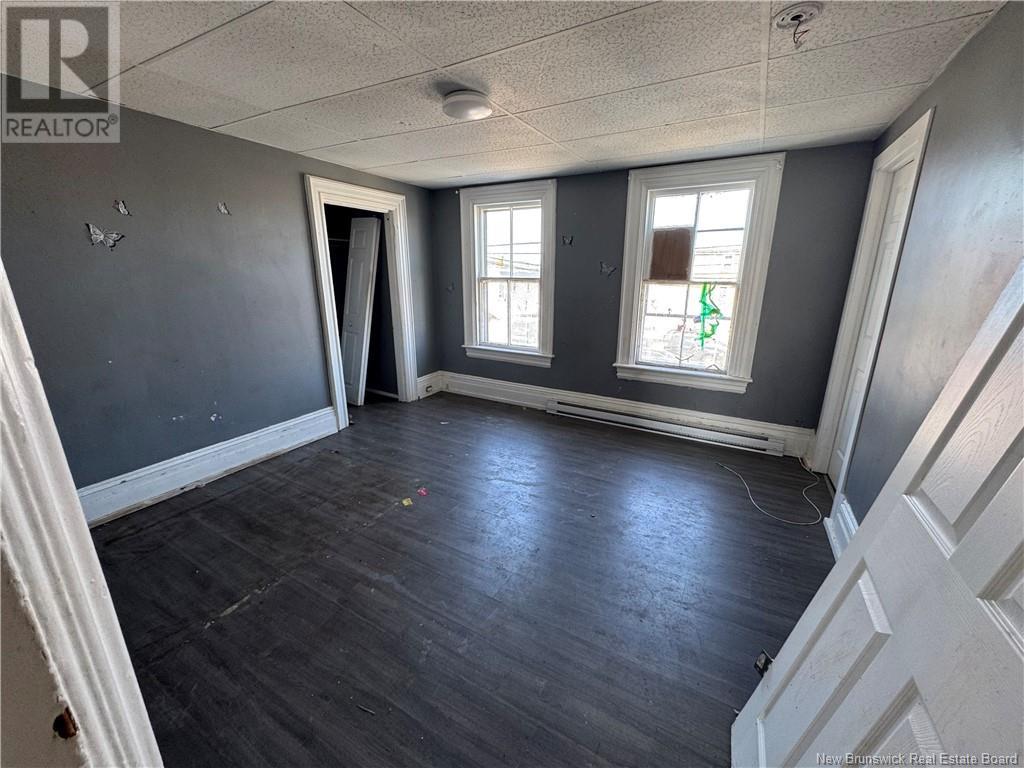 180 Metcalf Street Property Photo 3