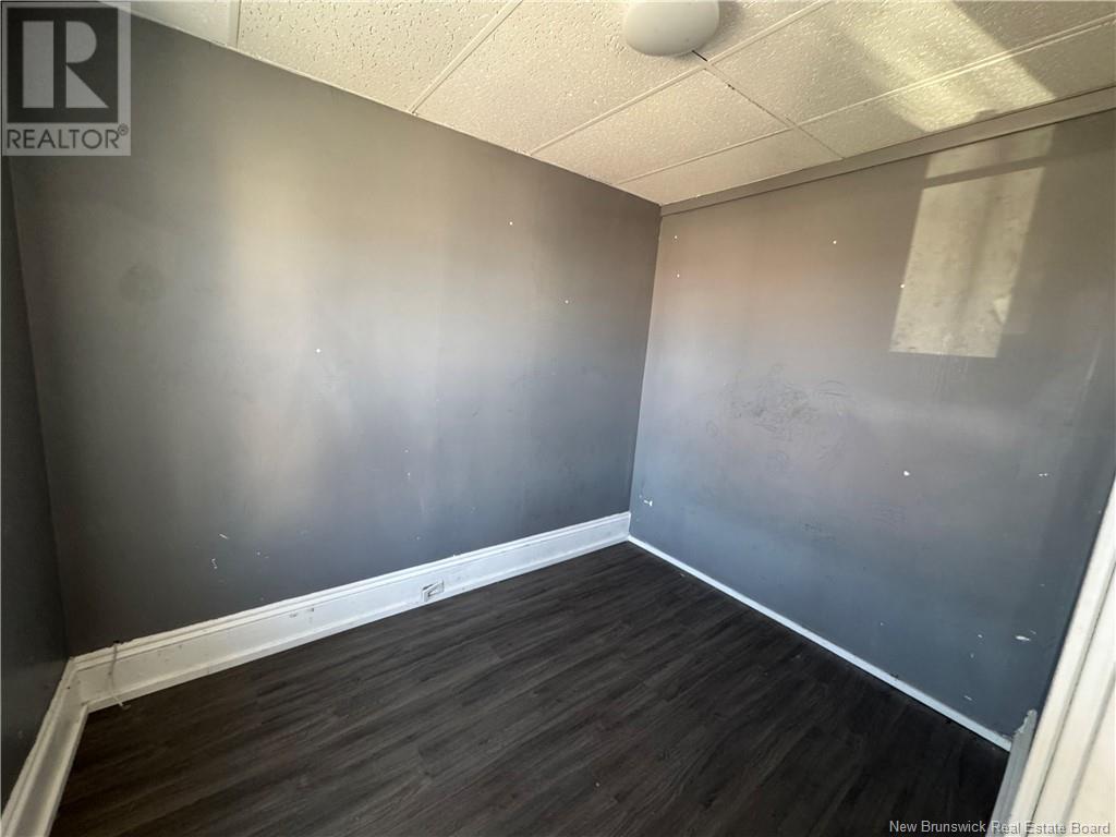 180 Metcalf Street Property Photo 4