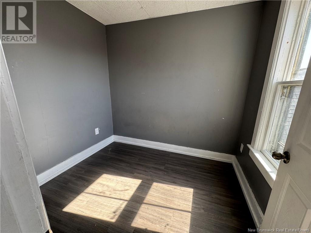 180 Metcalf Street Property Photo 16