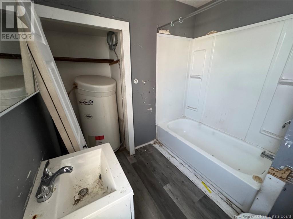 180 Metcalf Street Property Photo 19