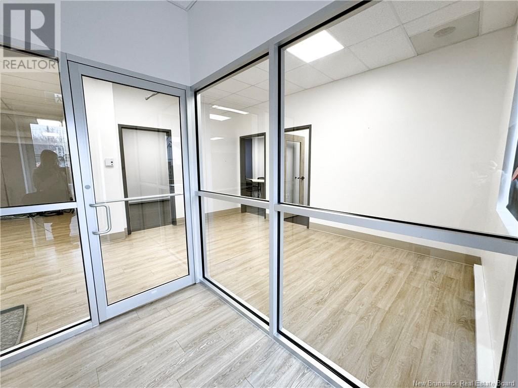 463 Champlain Street Unit# 2 Property Photo 3