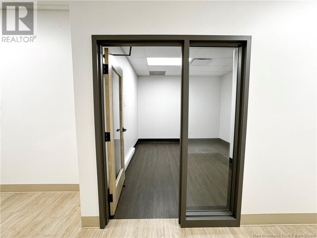 463 Champlain Street Unit# 2 Property Photo 28