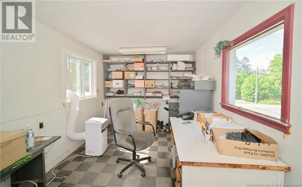 569 Woodstock Road Property Photo 5