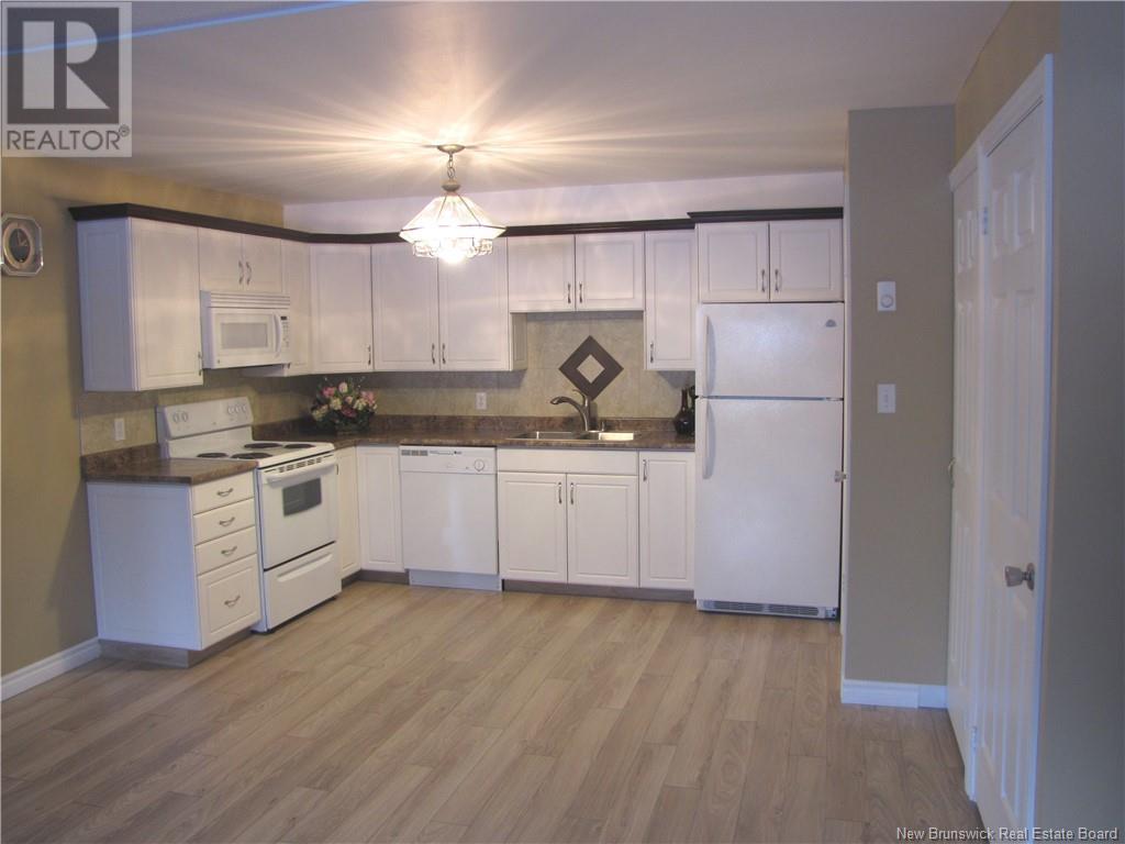 130 Inverness Avenue Property Photo 28