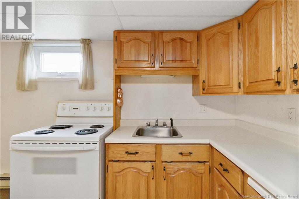 16 Danforth Street Property Photo 27