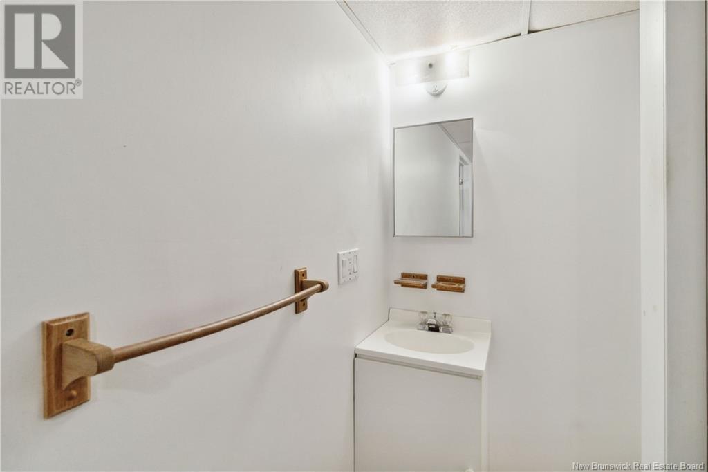 16 Danforth Street Property Photo 35