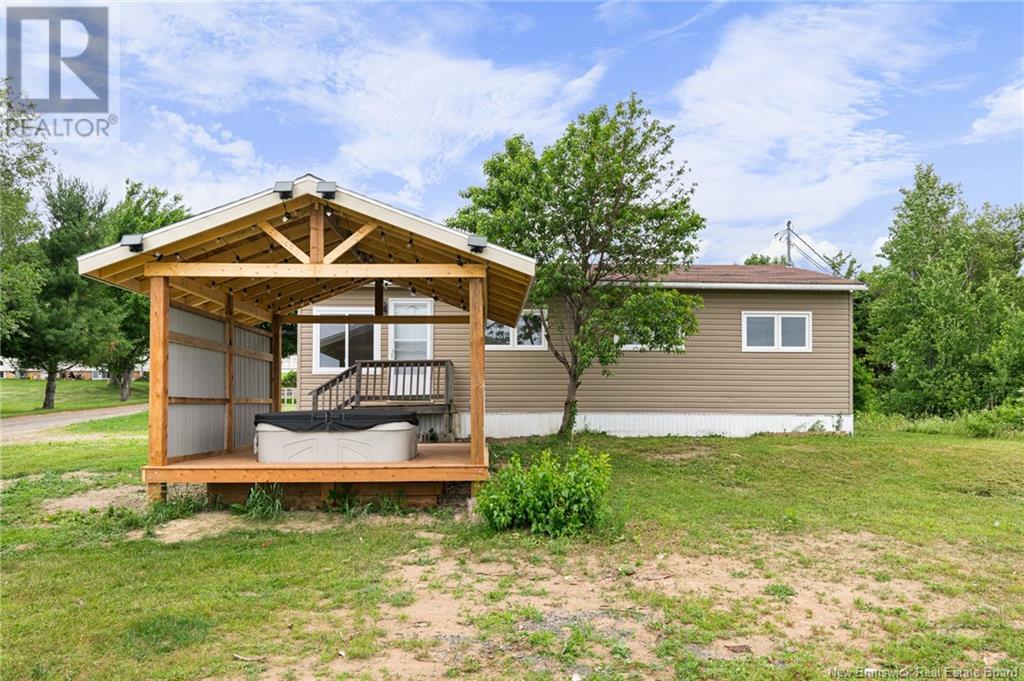 17 River Road Property Photo 1