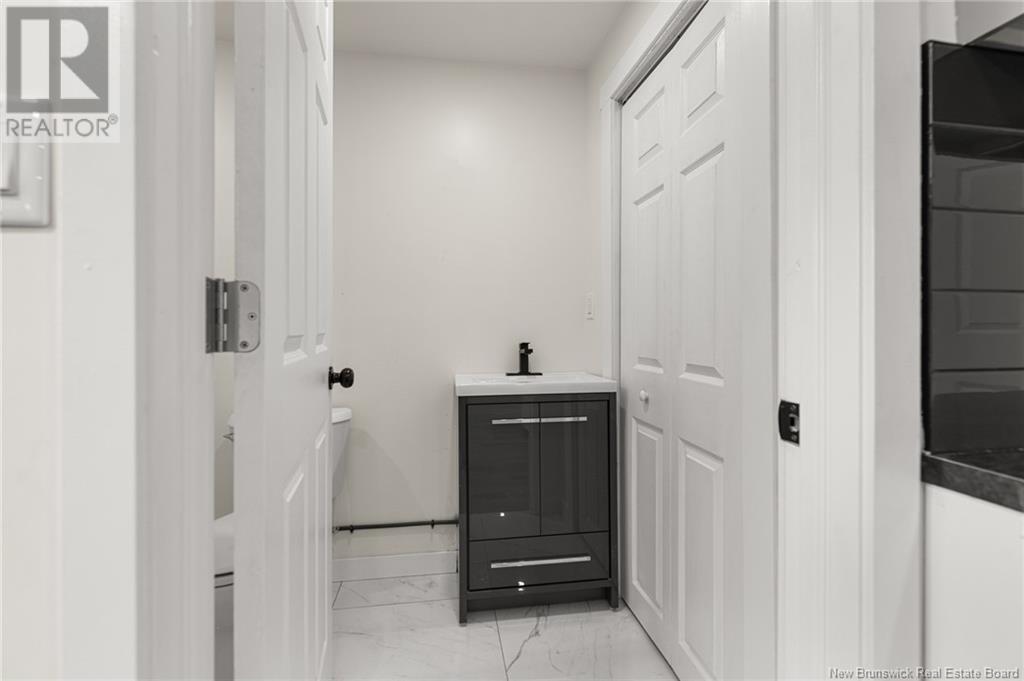 17 River Road Property Photo 23