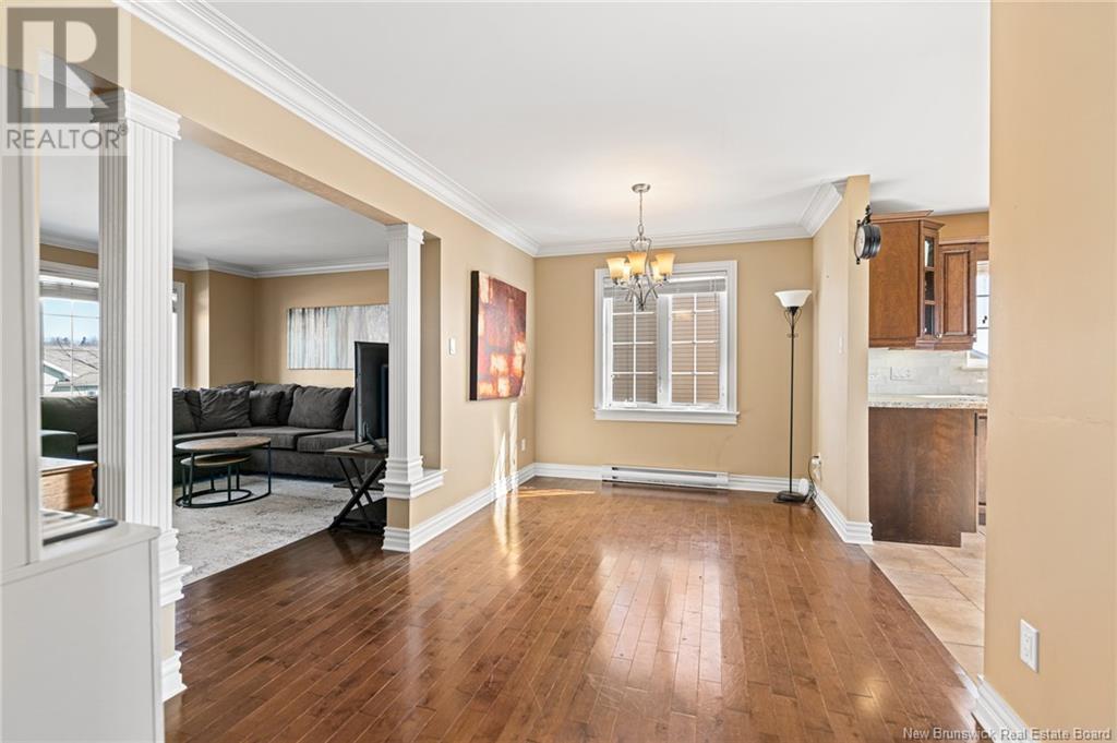 939 Bernard Street Property Photo 17