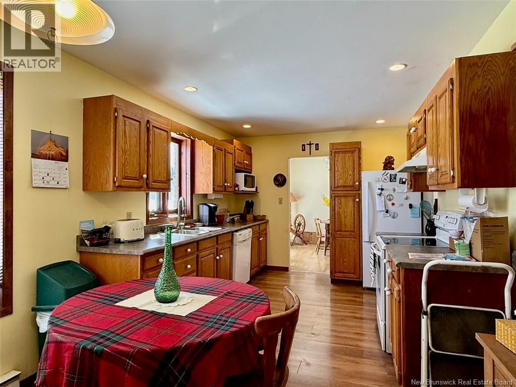 101 Riverside Road Property Photo 7