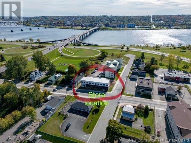 100 Douglas Avenue Property Photo 10