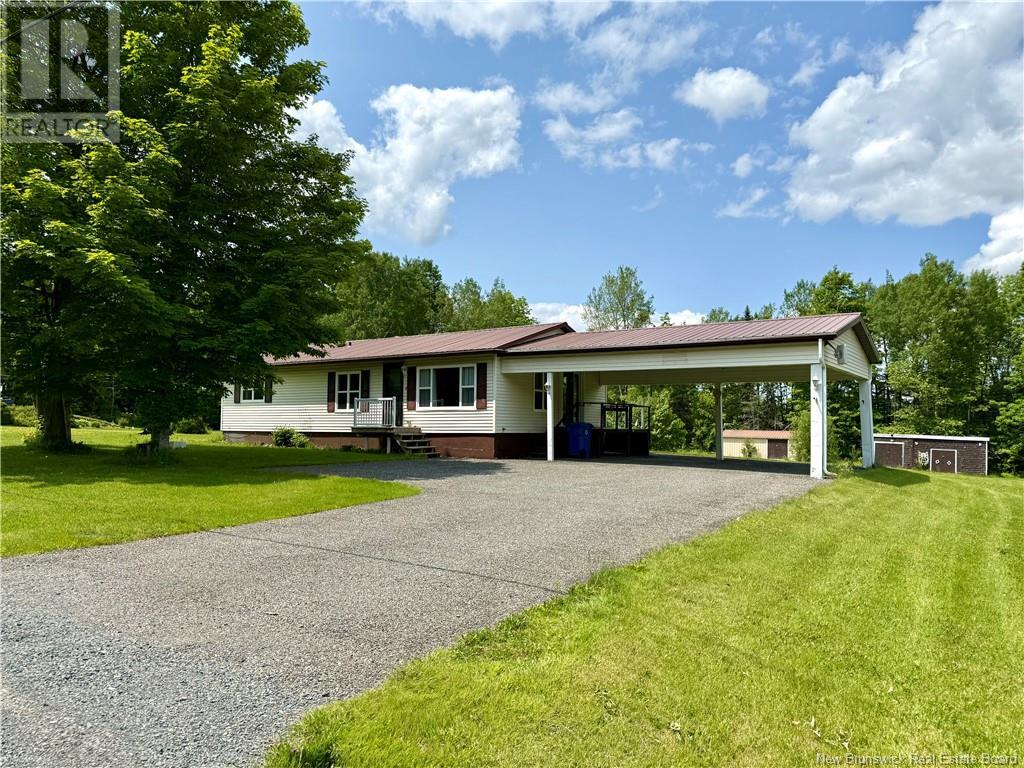 242 Beardsley Road Property Photo 2