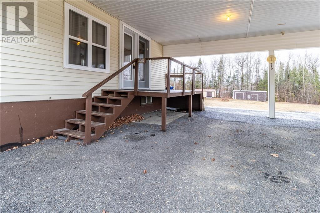 242 Beardsley Road Property Photo 5
