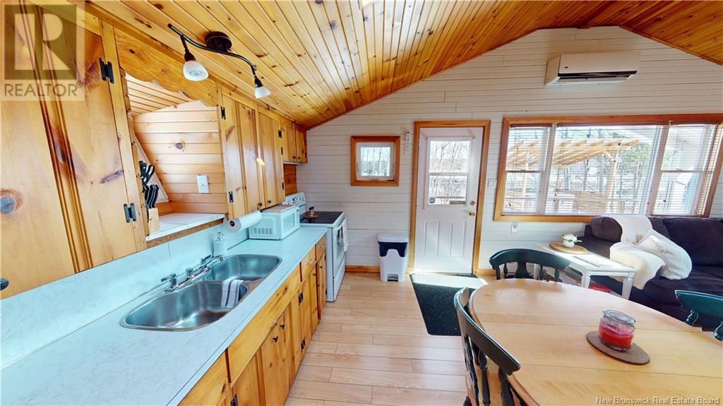 36 Meadow Street Property Photo 8