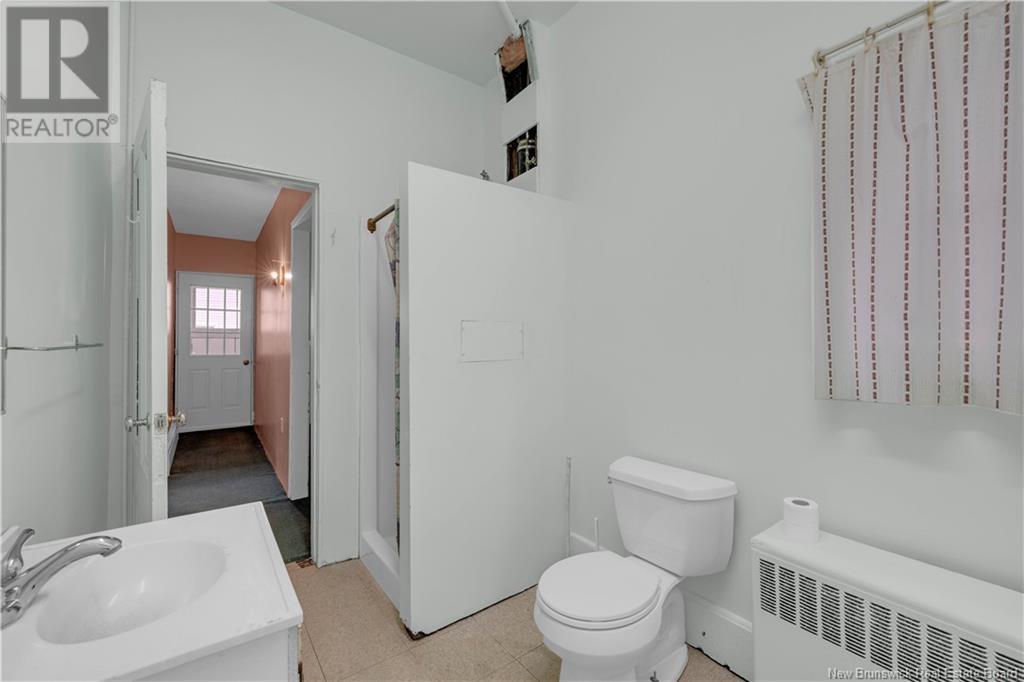48 Elliott Row Property Photo 7