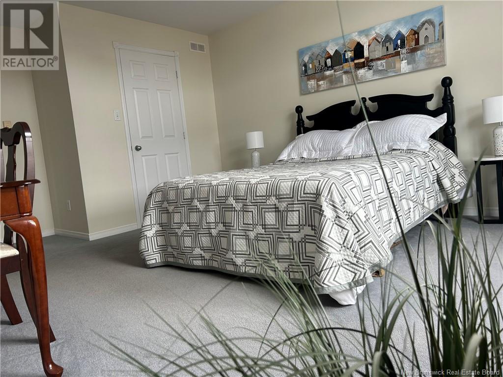 28 Stoneham Drive Property Photo 18