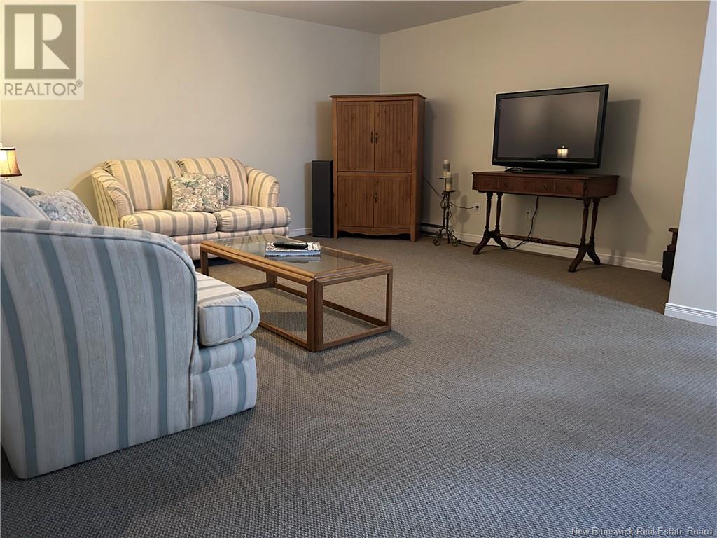 28 Stoneham Drive Property Photo 29